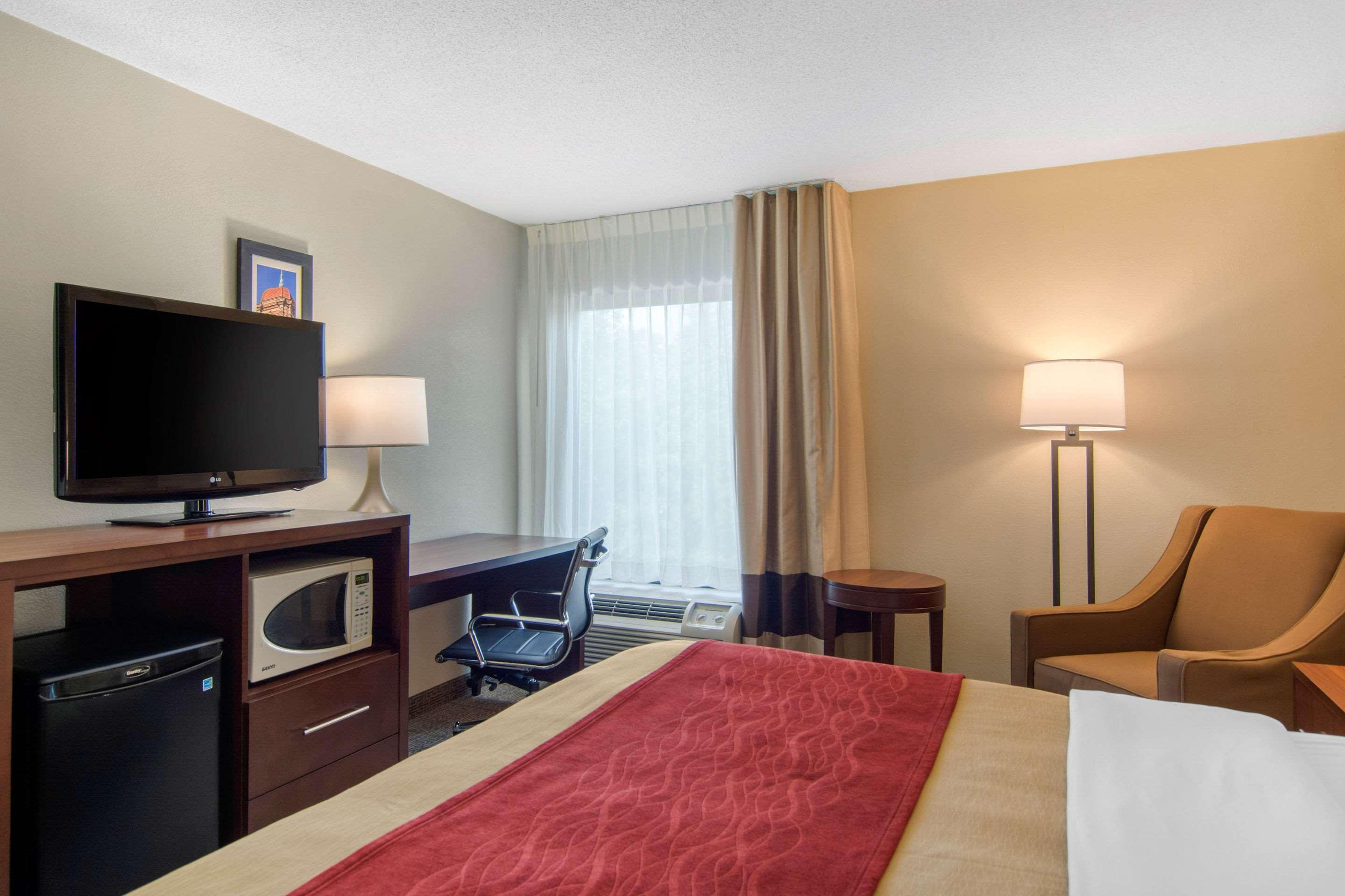 Comfort Inn Chester - Richmond South Bagian luar foto