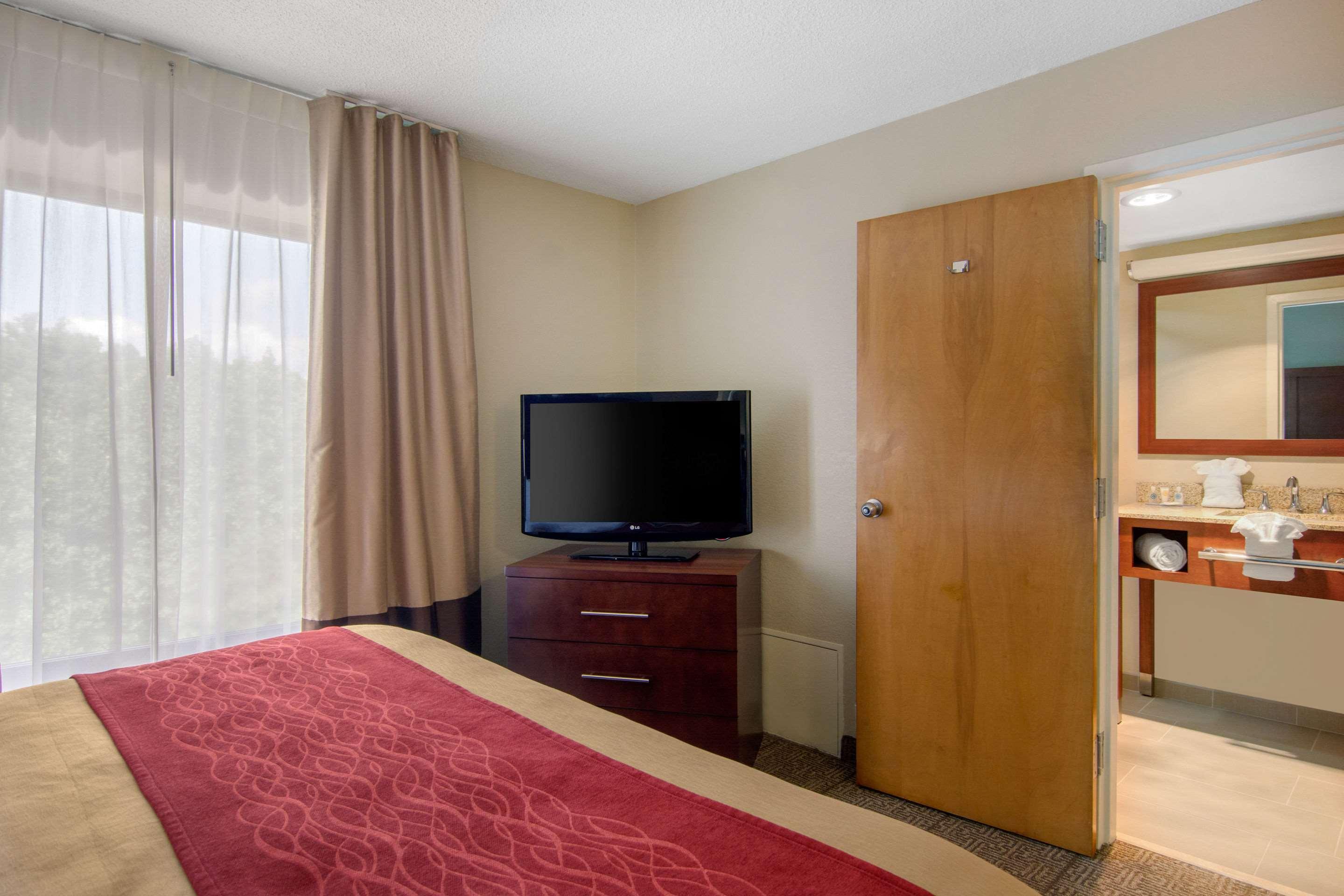Comfort Inn Chester - Richmond South Bagian luar foto
