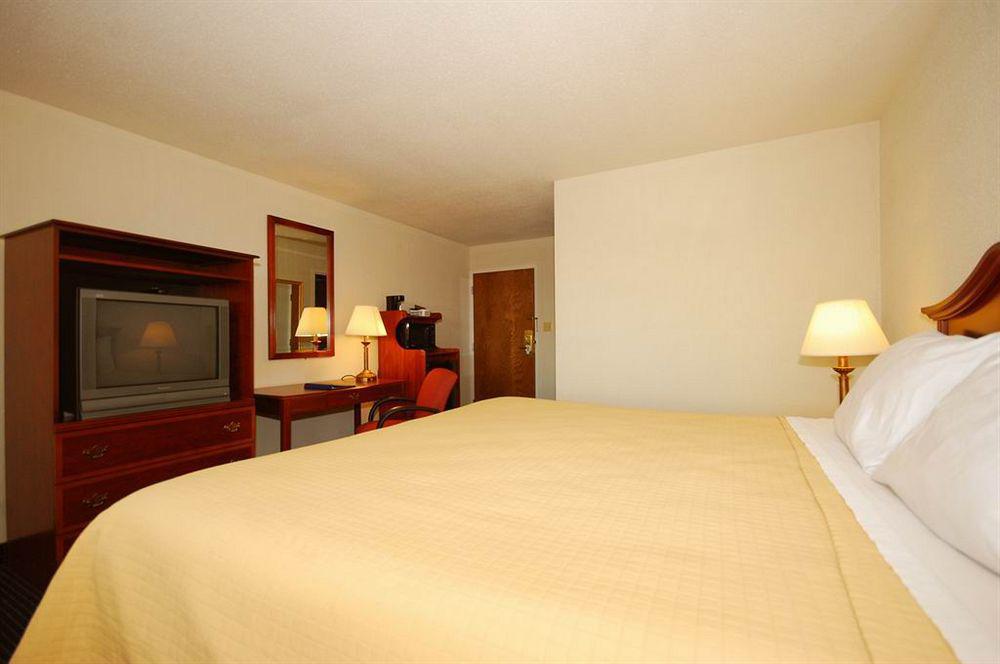 Comfort Inn Chester - Richmond South Bagian luar foto